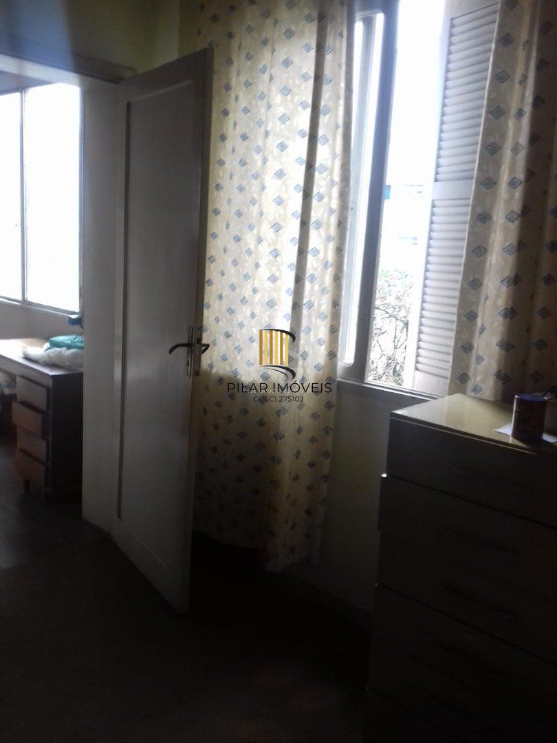 terreno localizado no bairro Menino Deus, podendo ser construído prédio comercial, localização privilegiada.