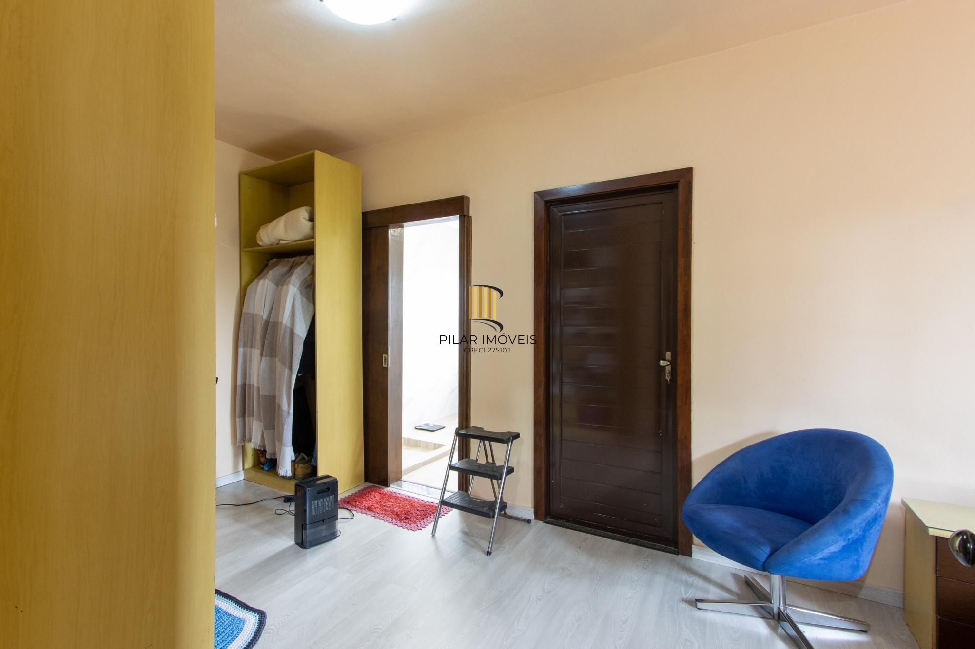 Casa 3 dormitórios no bairro Vila Nova