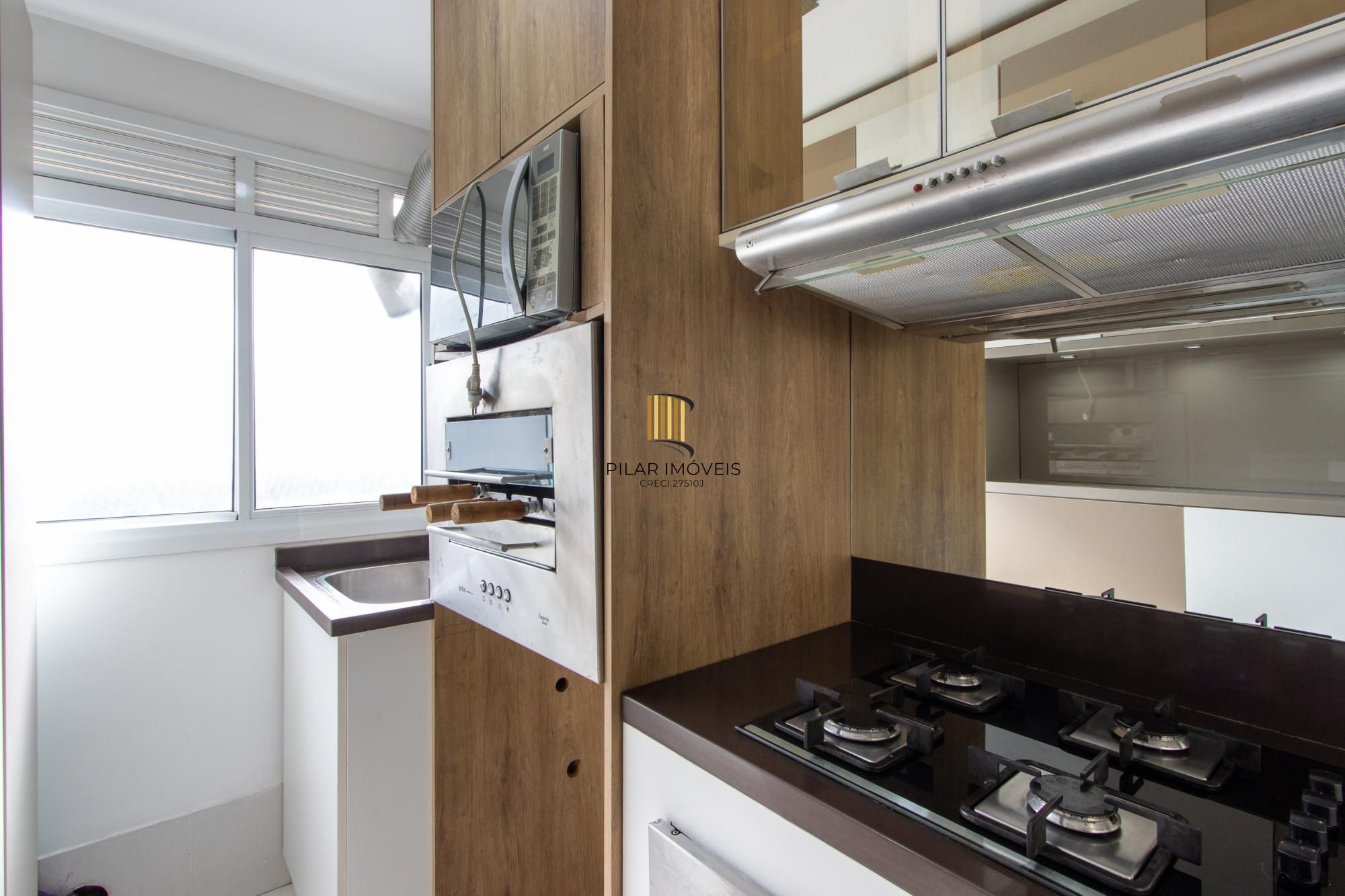 Apartamento no Bairro Cristal de 3 dormitórios,1 Suíte, Semi mobiliado com 1 vaga escriturada