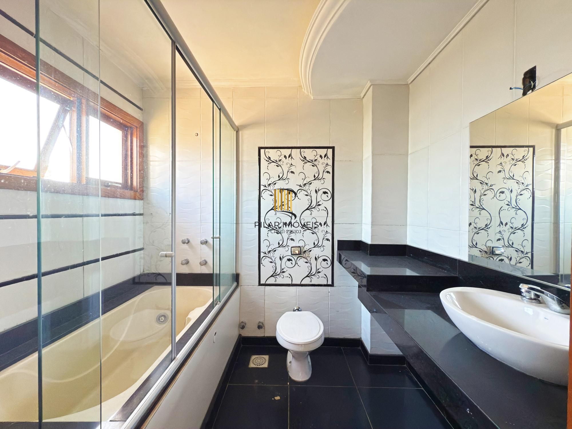 Casa em condomínio 3 dormitórios (2 suites), 3 vagas - Bairro Jardim Isabel