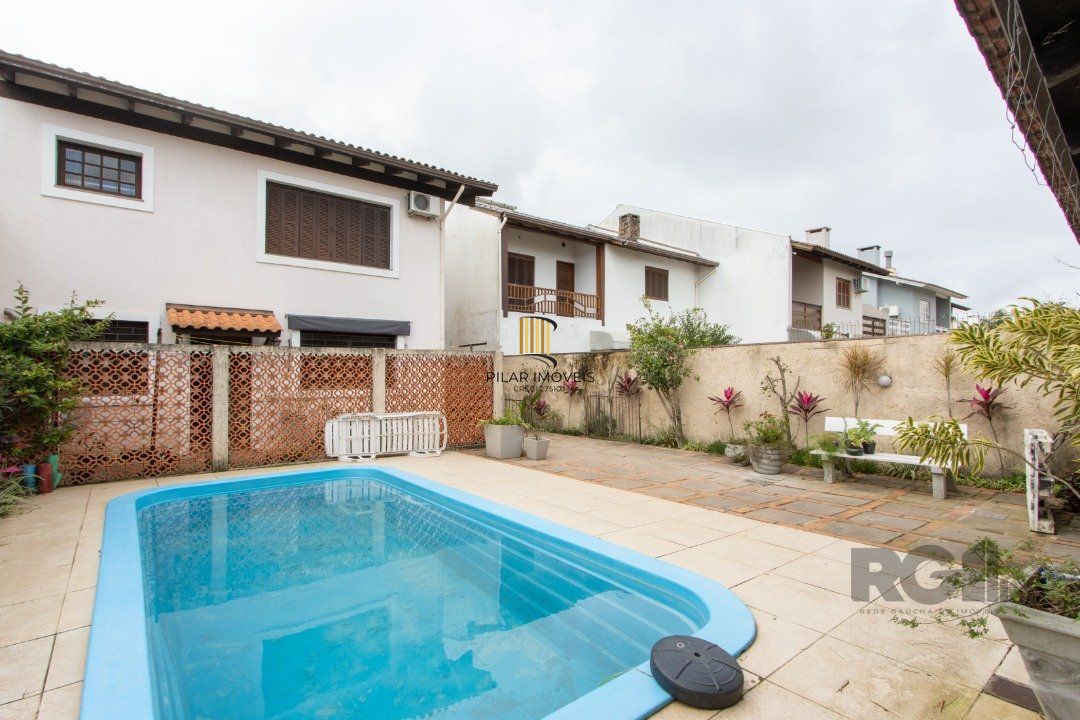 Casa para Venda - 200m², 3 dormitórios, sendo 1 suites, 3 vagas - Jardim Verde