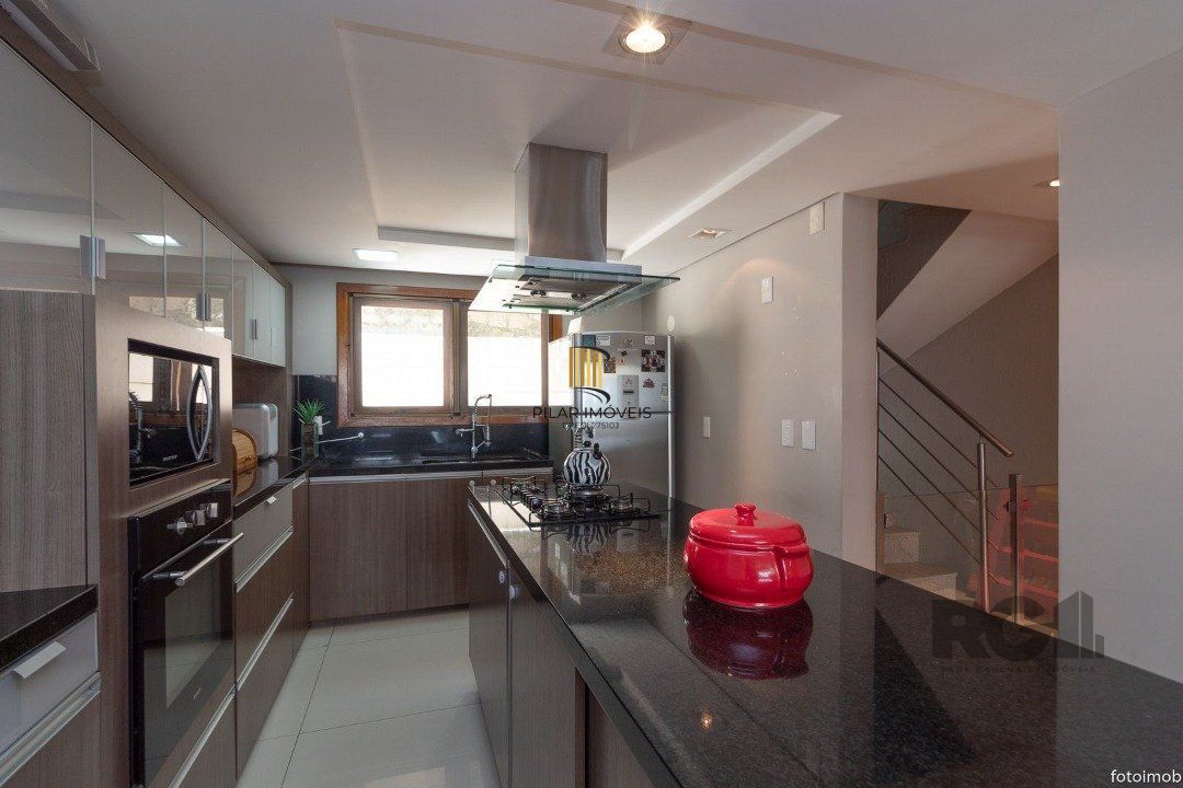 Casa Condominio para Venda - 307m², 5 dormitórios, sendo 1 suites, 4 vagas - Cristal