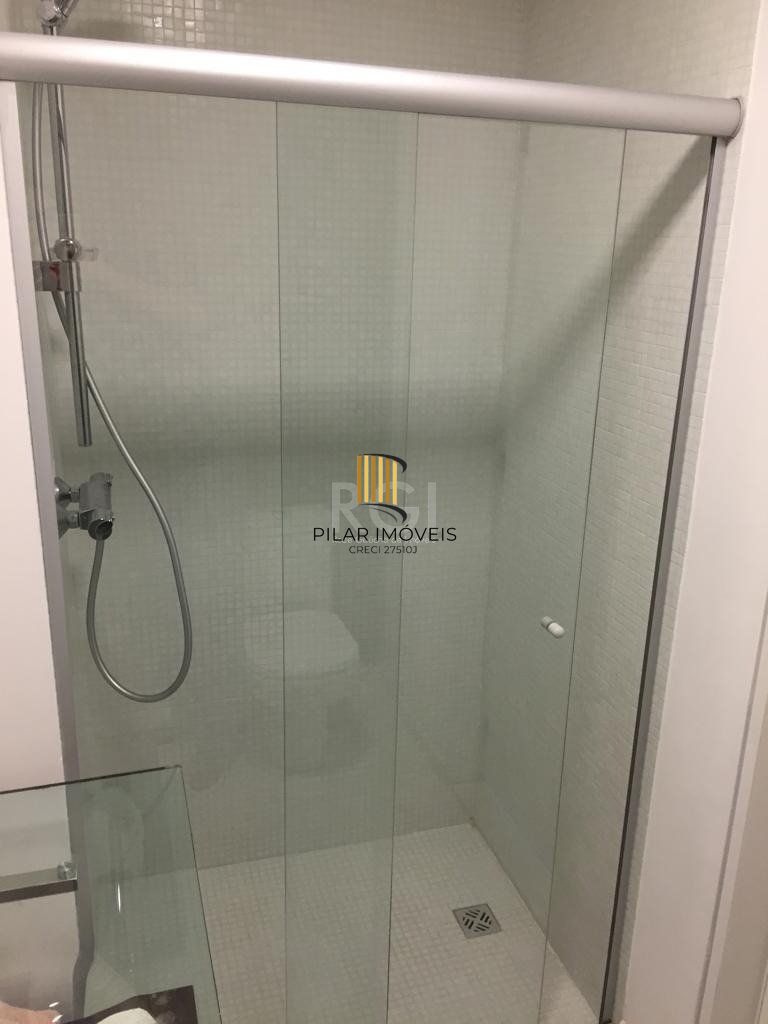 Apartamento para Venda - 68.5m², 2 dormitórios, sendo 1 suites, 2 vagas - Petrópolis