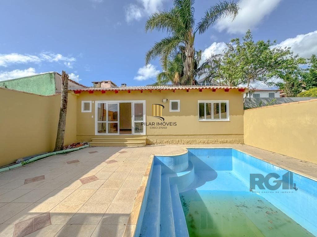 Casa Condominio para Venda - 297.63m², 3 dormitórios, sendo 1 suites, 2 vagas - Espirito Santo