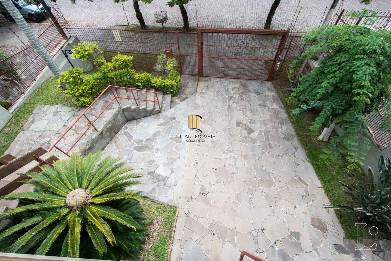 Casa para Venda - 416.89m², 4 dormitórios, sendo 1 suites, 5 vagas - Tristeza