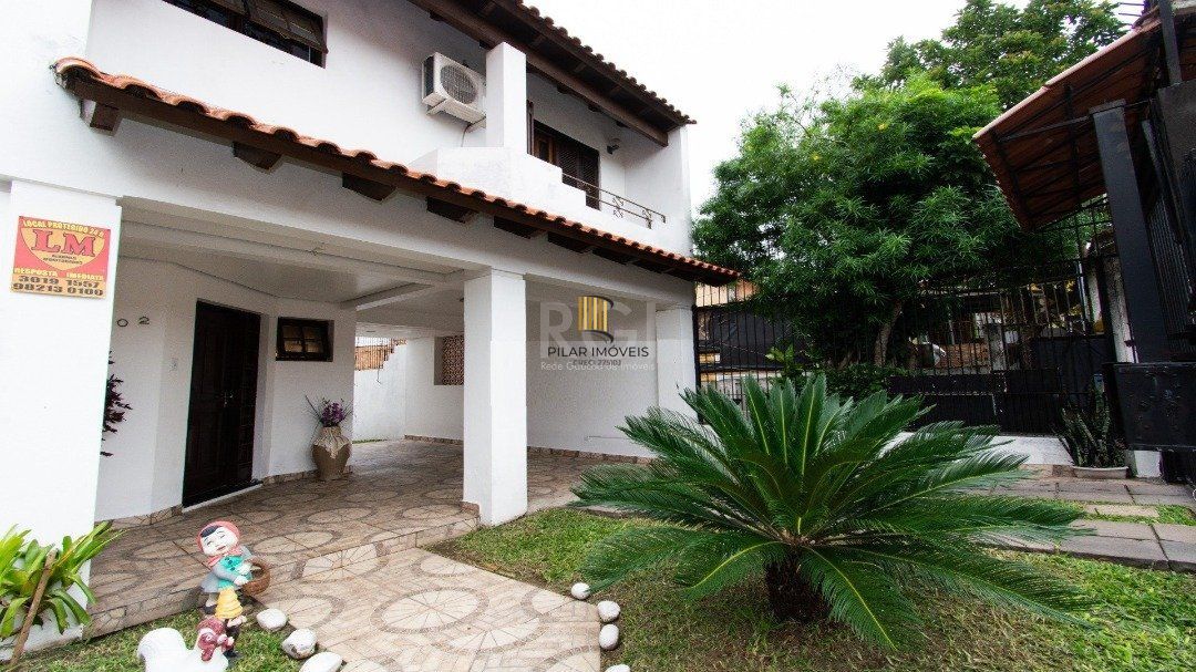 Casa para Venda - 238m², 3 dormitórios, sendo 1 suites, 3 vagas - Camaquã - Pilar Imóveis