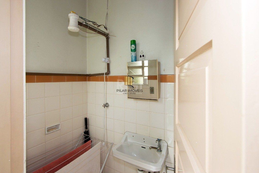 Apartamento para Venda - 132m², 3 dormitórios, 1 vaga - Glória