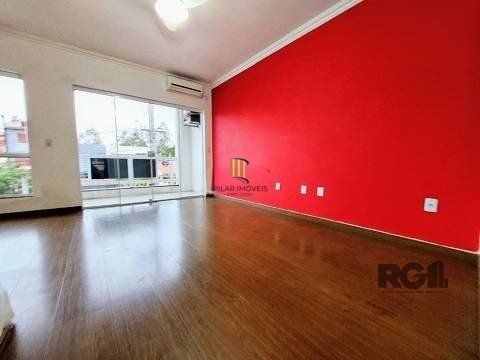 Casa 2 dormitórios no bairro Hípica