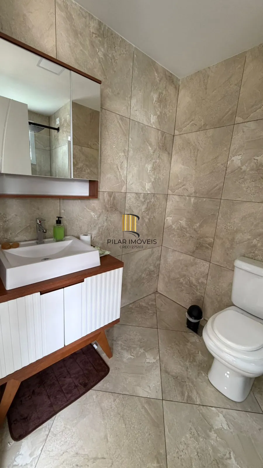 CASA TOTALMENTE MOBILIADA, 3 SUITE, 3 VAGAS - BAIRRO HIPICA