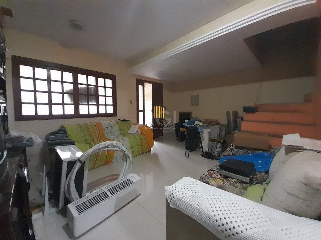 Casa para Venda com 3 dormitórios, sendo 1 suites e 3 vagas no bairro Ipanema