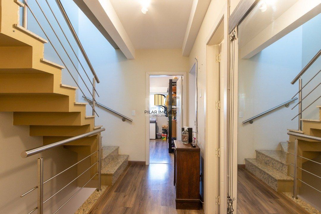 Casa Condominio para Venda - 188.6m², 3 dormitórios, sendo 1 suites, 2 vagas - Tristeza
