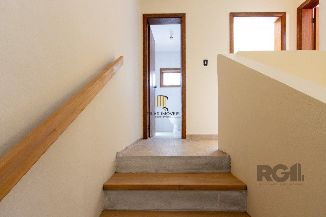 Casa de Condomínio 2 dormitórios no bairro Cascata