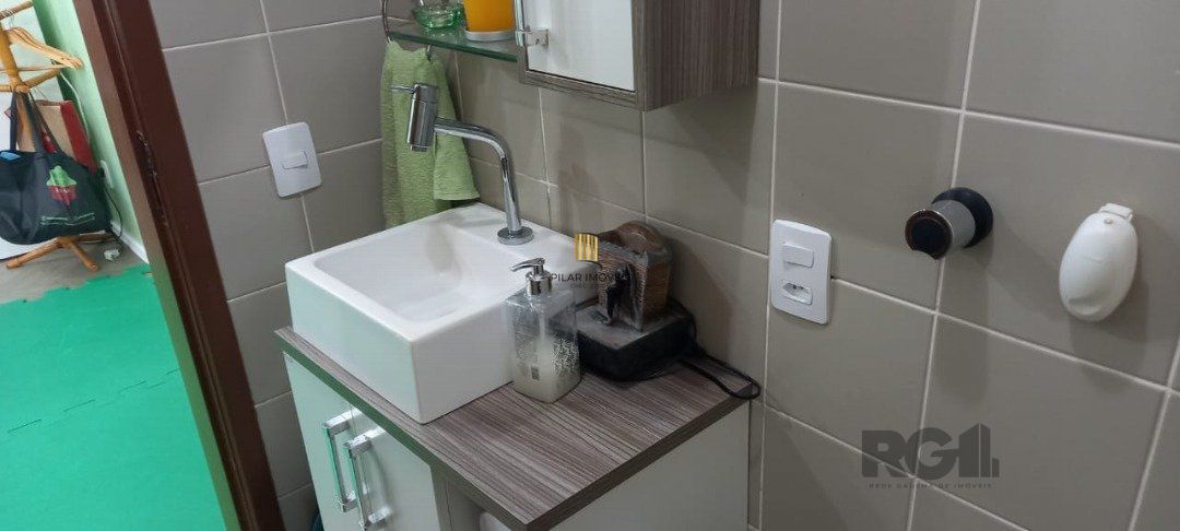 sala com 35,60 m²  de área privativa no edifício Erico Veríssimo Center