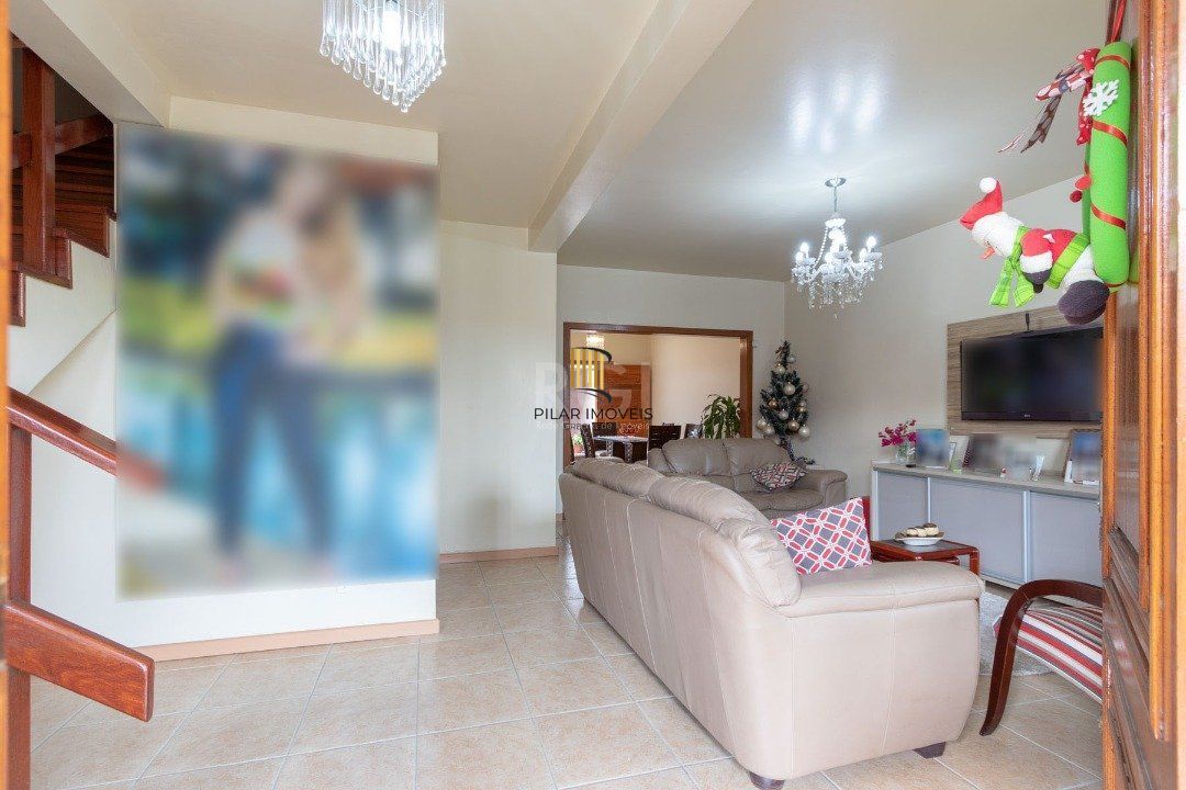 Casa para Venda - 192.18m², 3 dormitórios, sendo 1 suites, 2 vagas - Cristal
