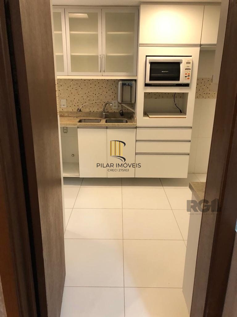Casa de Condomínio 4 dormitórios no bairro Vila Assunção