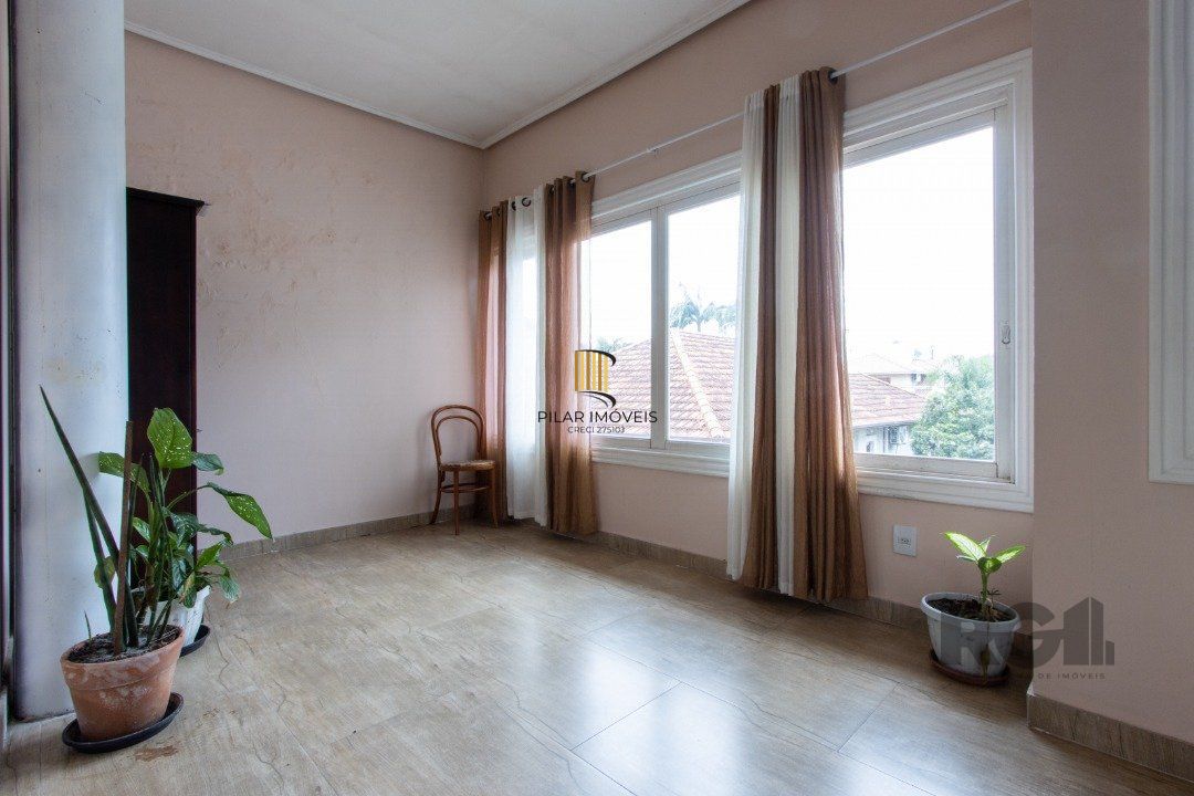 Casa para Venda - 238.68m², 4 dormitórios, sendo 1 suites, 4 vagas - Ipanema
