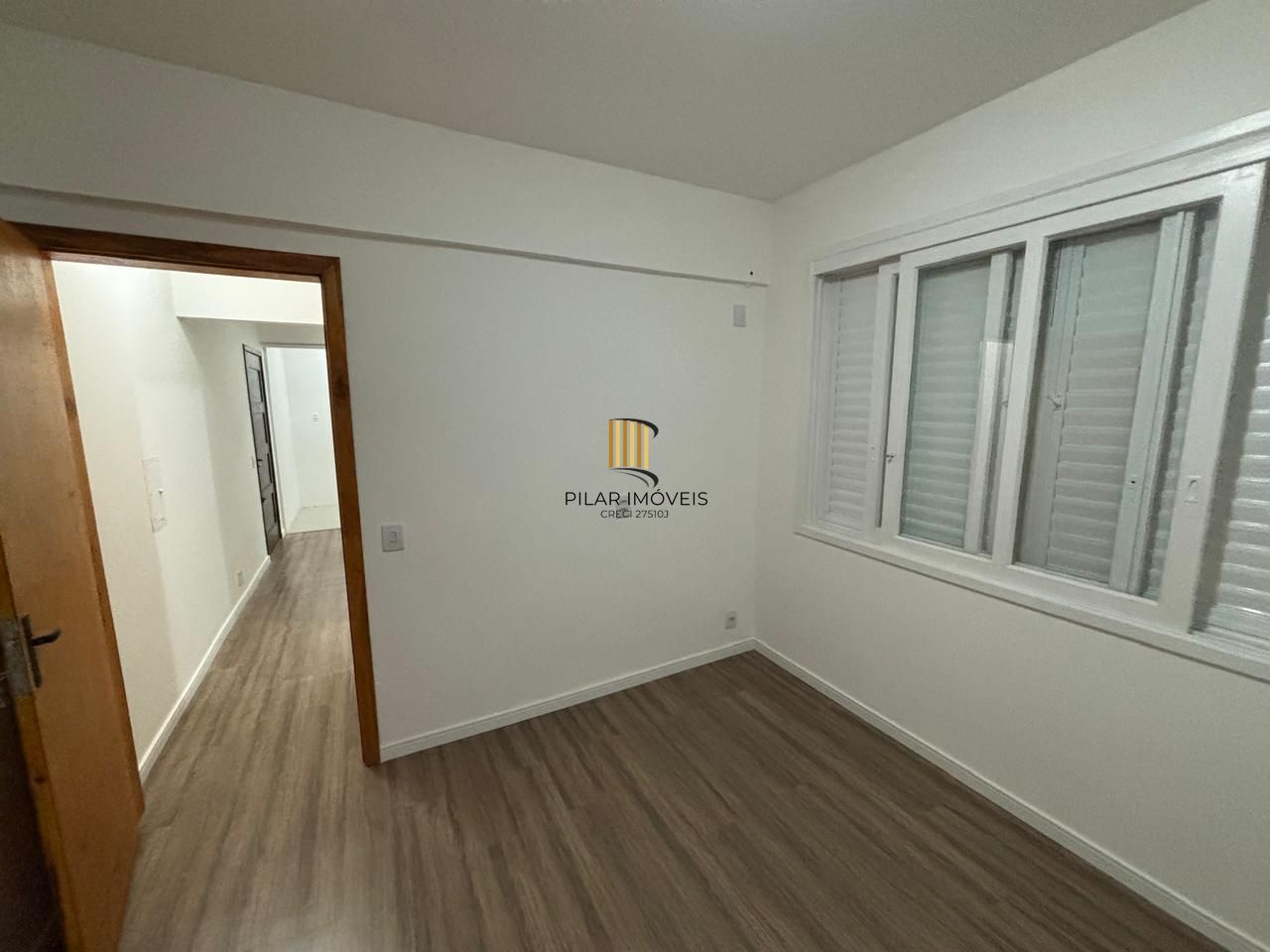 Oportunindade!!! Apartamento desocupado no coração do Centro Histórico de Porto Alegre.