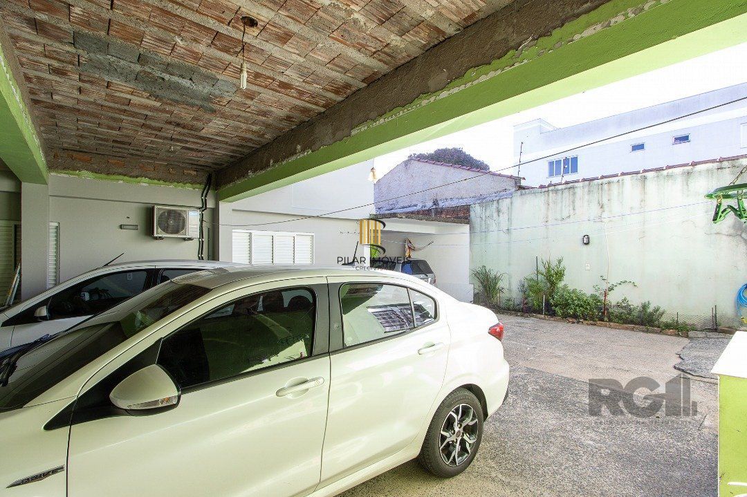 Sobrado com 3 Quartos e 5 banheiros próximo ao canoas shopping