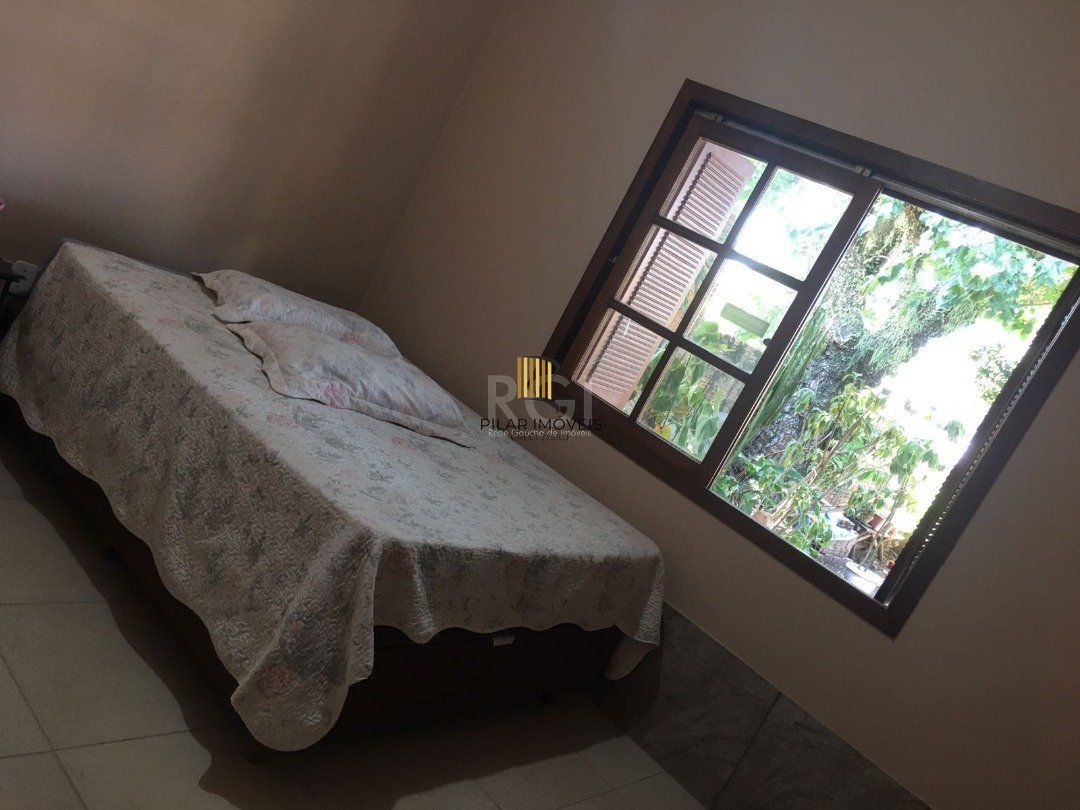 Casa para Venda - 90m², 3 dormitórios, 2 vagas - Hípica