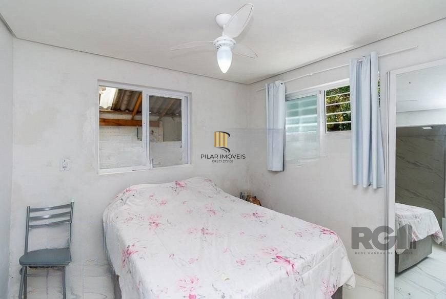 Casa 3 dormitórios no bairro Azenha