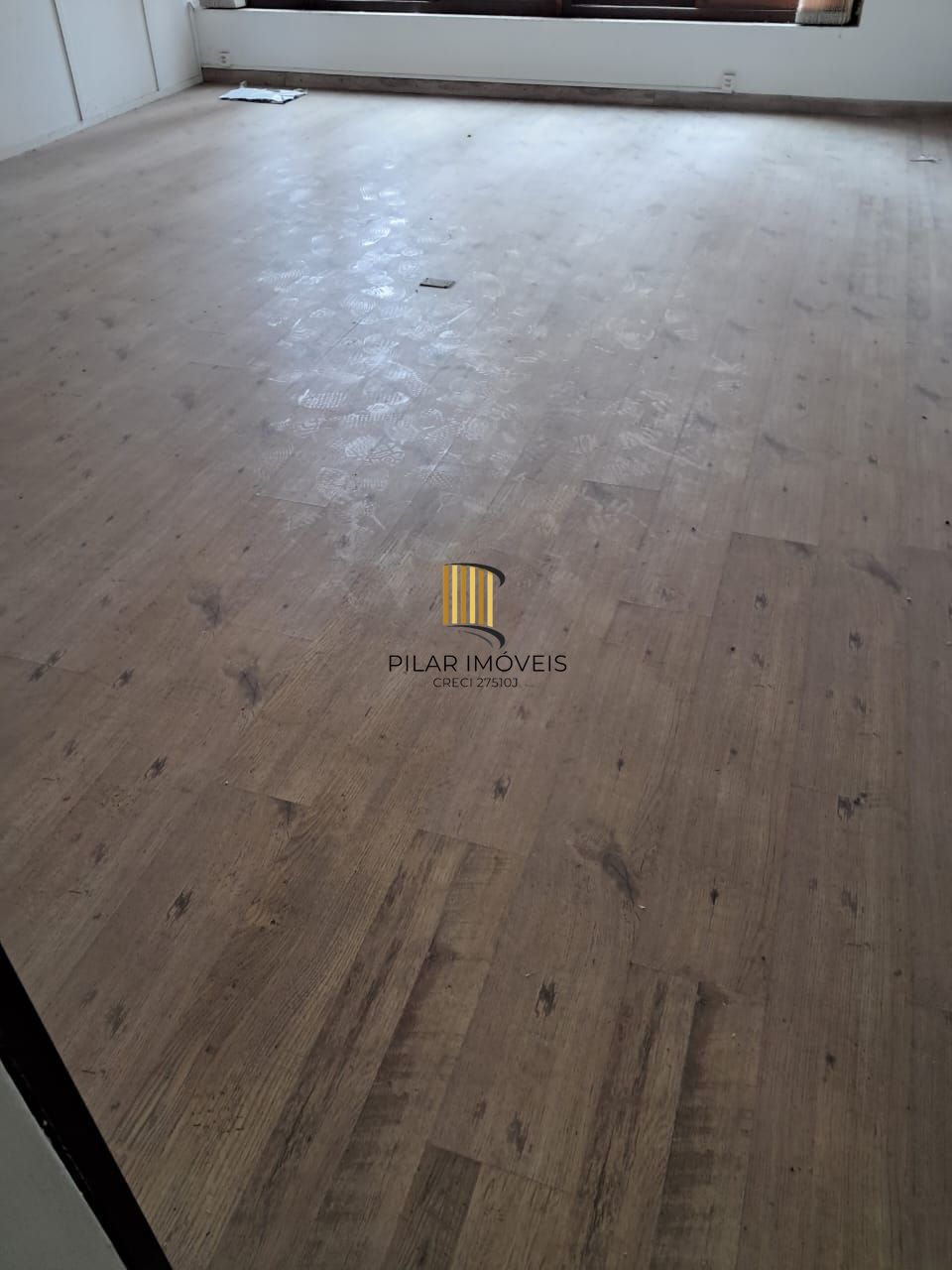 Conjunto/Sala para Venda - 57m² privativos no Centro Histórico