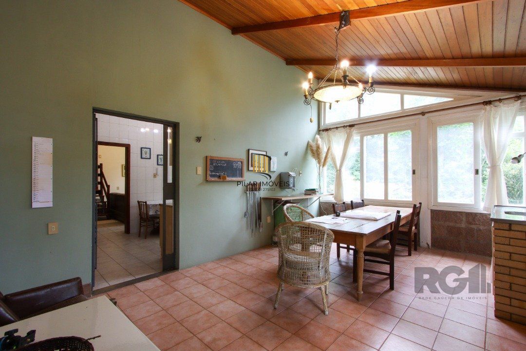 Casa com 3 quartos, suite em terreno com 7.320m² - Belem Velho
