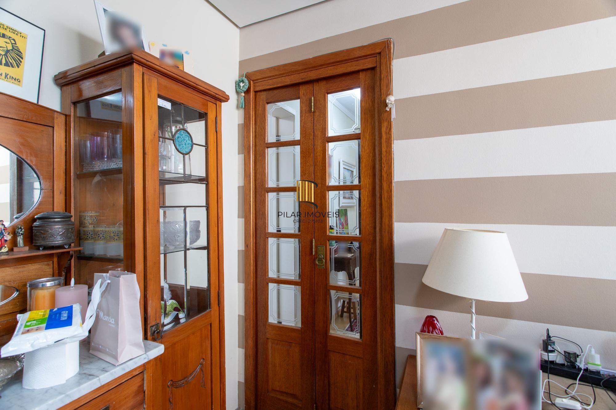 Excelente Apartamento 2 Dormitórios na Av. Wenceslau Escobar