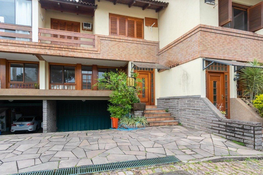 Casa Condominio para Venda - 215.81m², 4 dormitórios, sendo 1 suites, 2 vagas - Tristeza