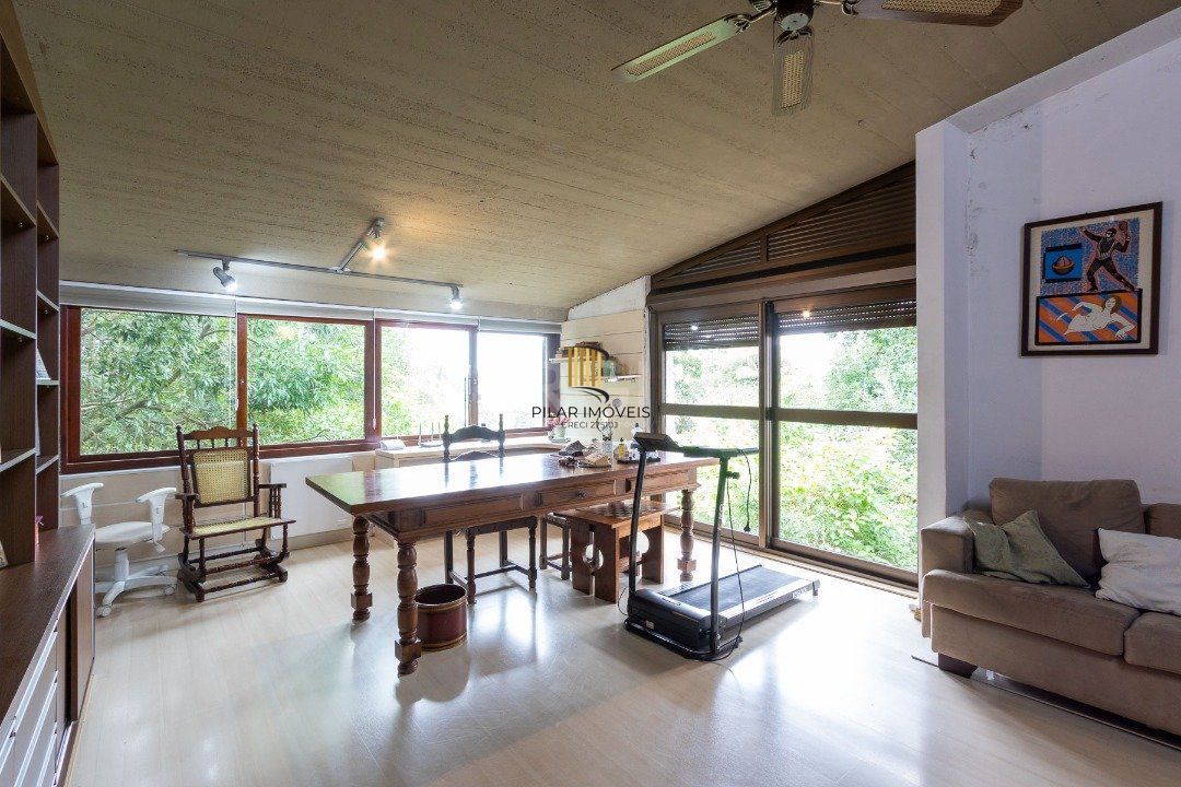 Casa para Venda - 600m², 3 dormitórios, sendo 1 suites, 8 vagas - Vila Assunção