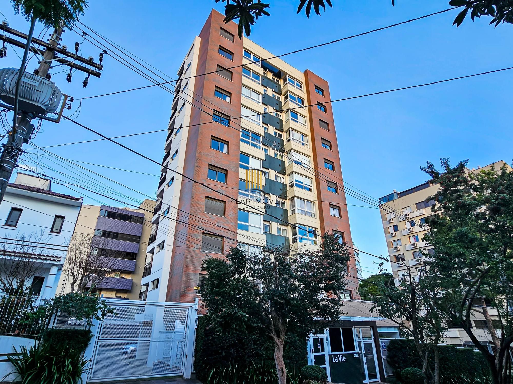 Apartamento Impecável no Petrópolis - 2 D (1 Suíte) - Pilar Imóveis