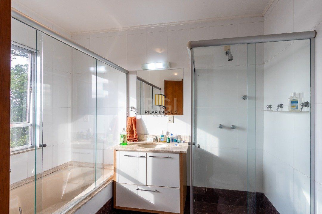 Casa para Venda - 195.96m², 3 dormitórios, sendo 1 suites, 2 vagas - Espirito Santo