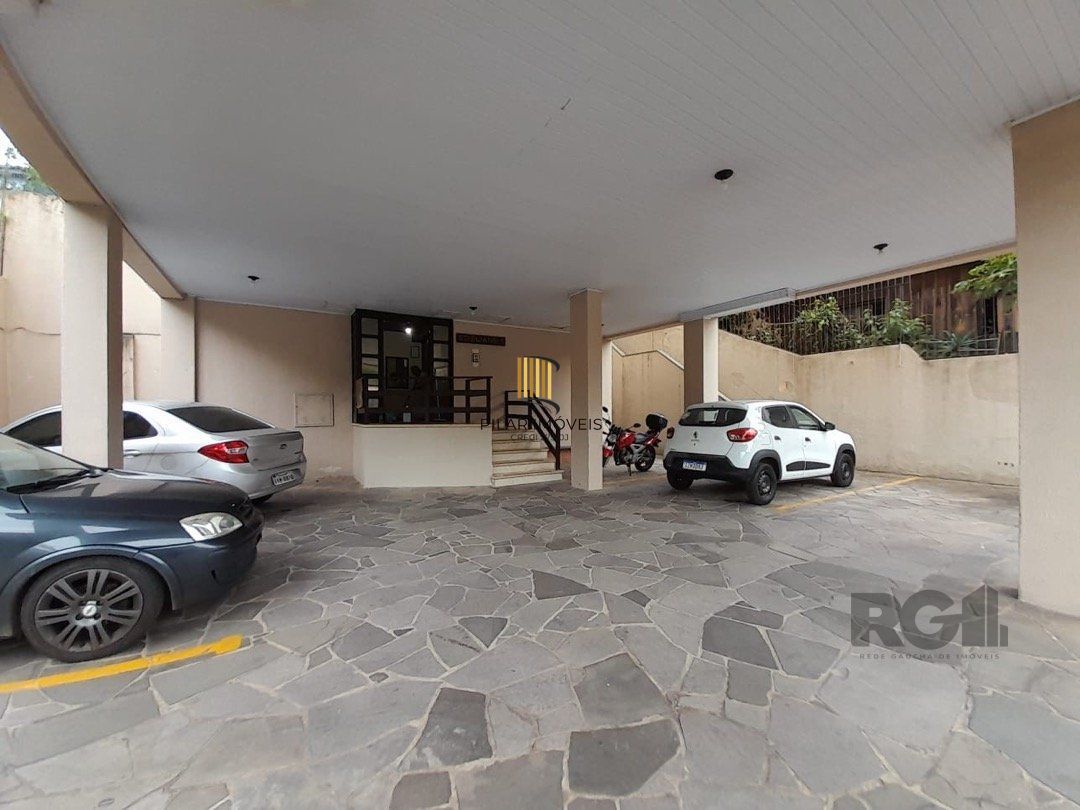 Apartamento para venda - 2 quartos, 66m2, semimobiliado, vaga coberta