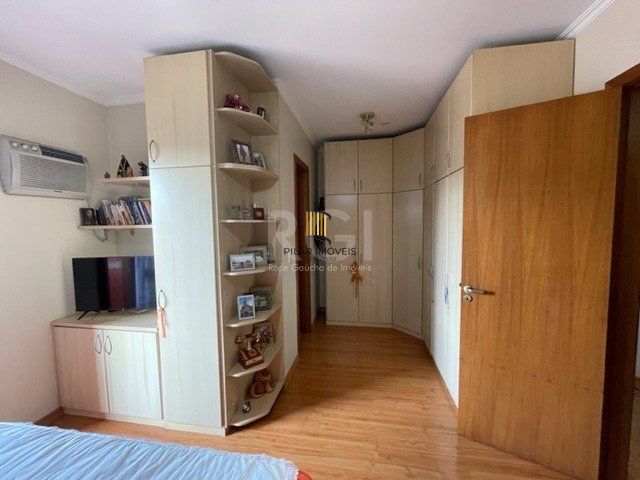 Casa para Venda - 154.36m², 3 dormitórios, sendo 1 suites, 2 vagas - Ipanema