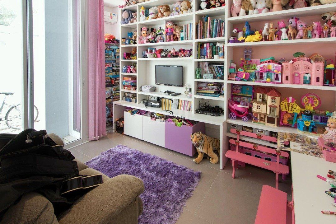 Casa Condominio para Venda - 707.4m², 6 dormitórios, sendo 6 suites, 4 vagas - Terra Ville