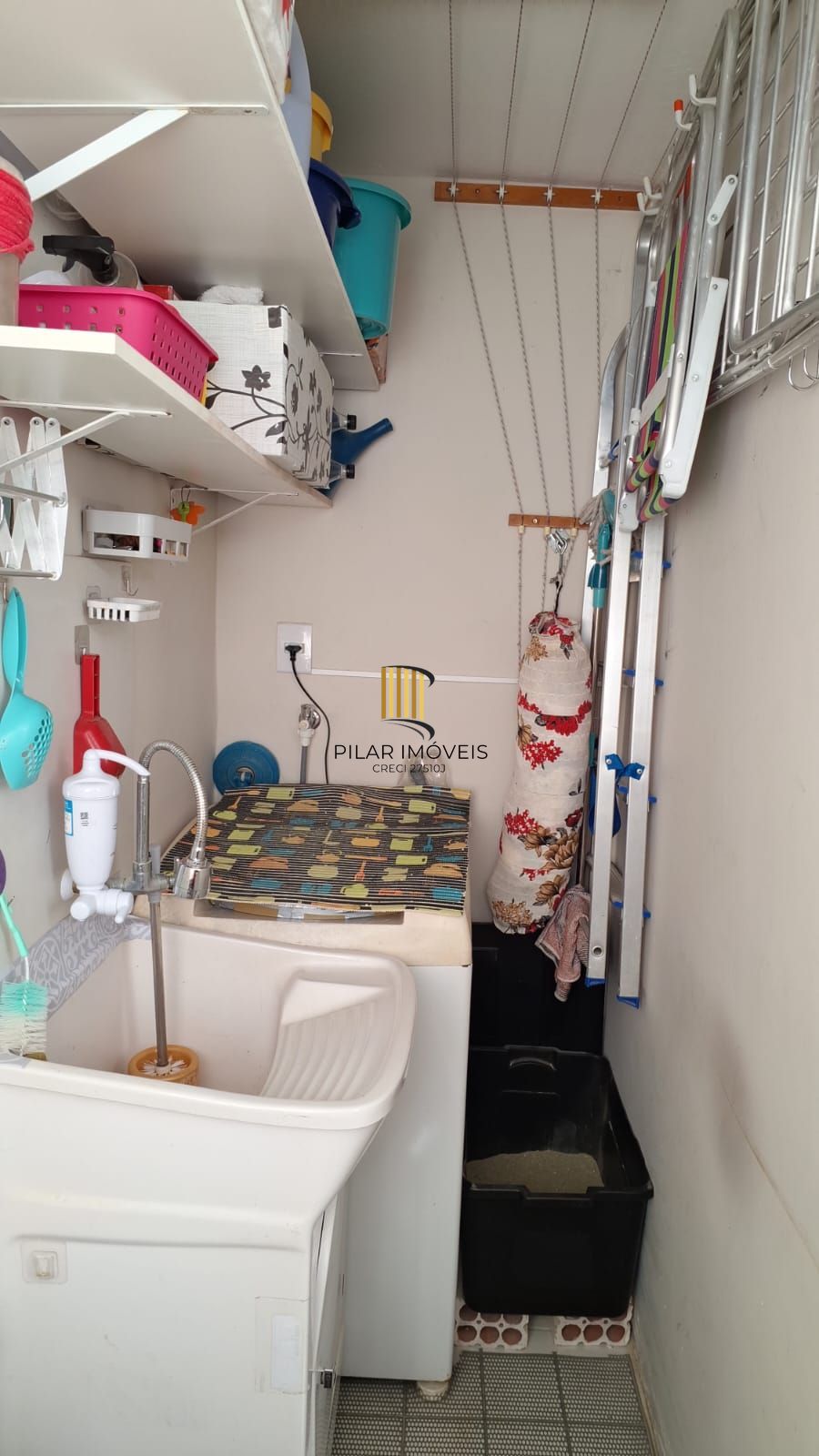 Apartamento  2 dormitórios,  garagem -  bairro Tristeza, Porto Alegre