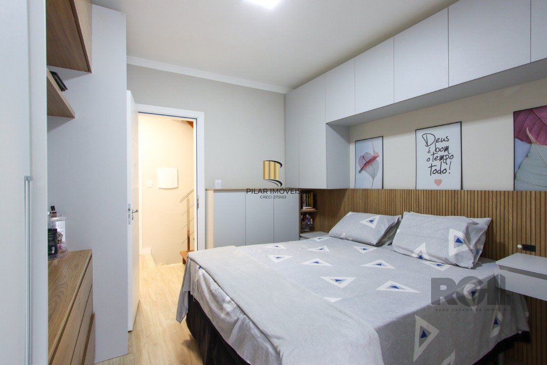 Ótima casa com 3dormitórios 1 suite no bairro Tristeza