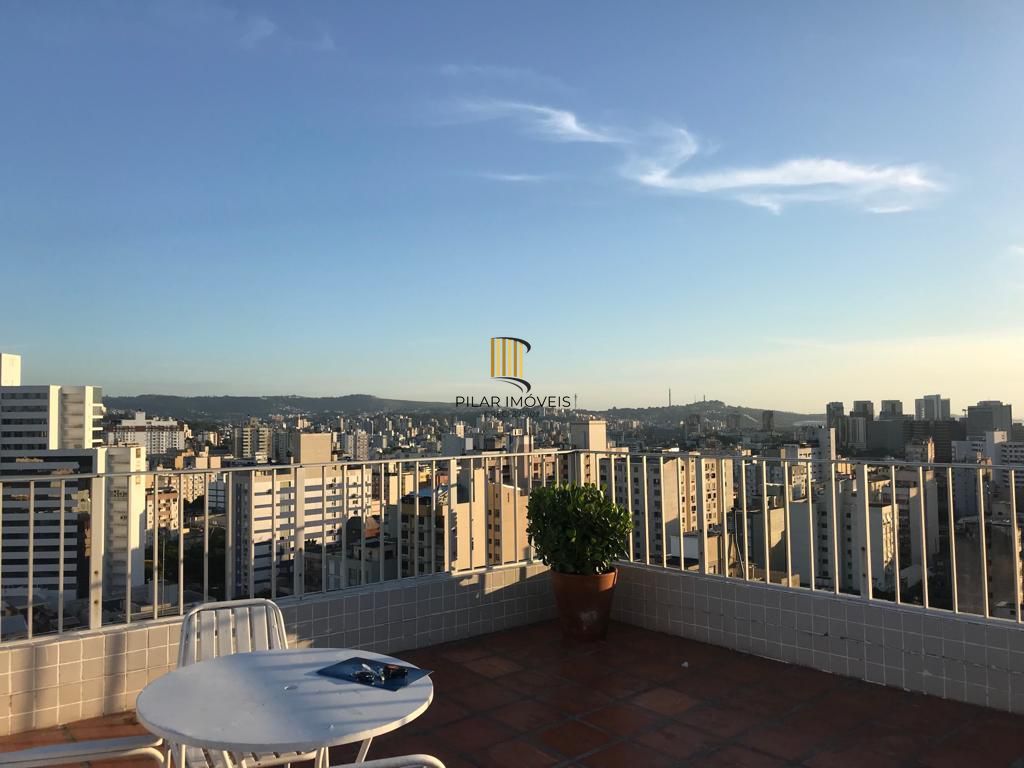 Apto com 01 dormitório , Terraço coletivo com linda vista .