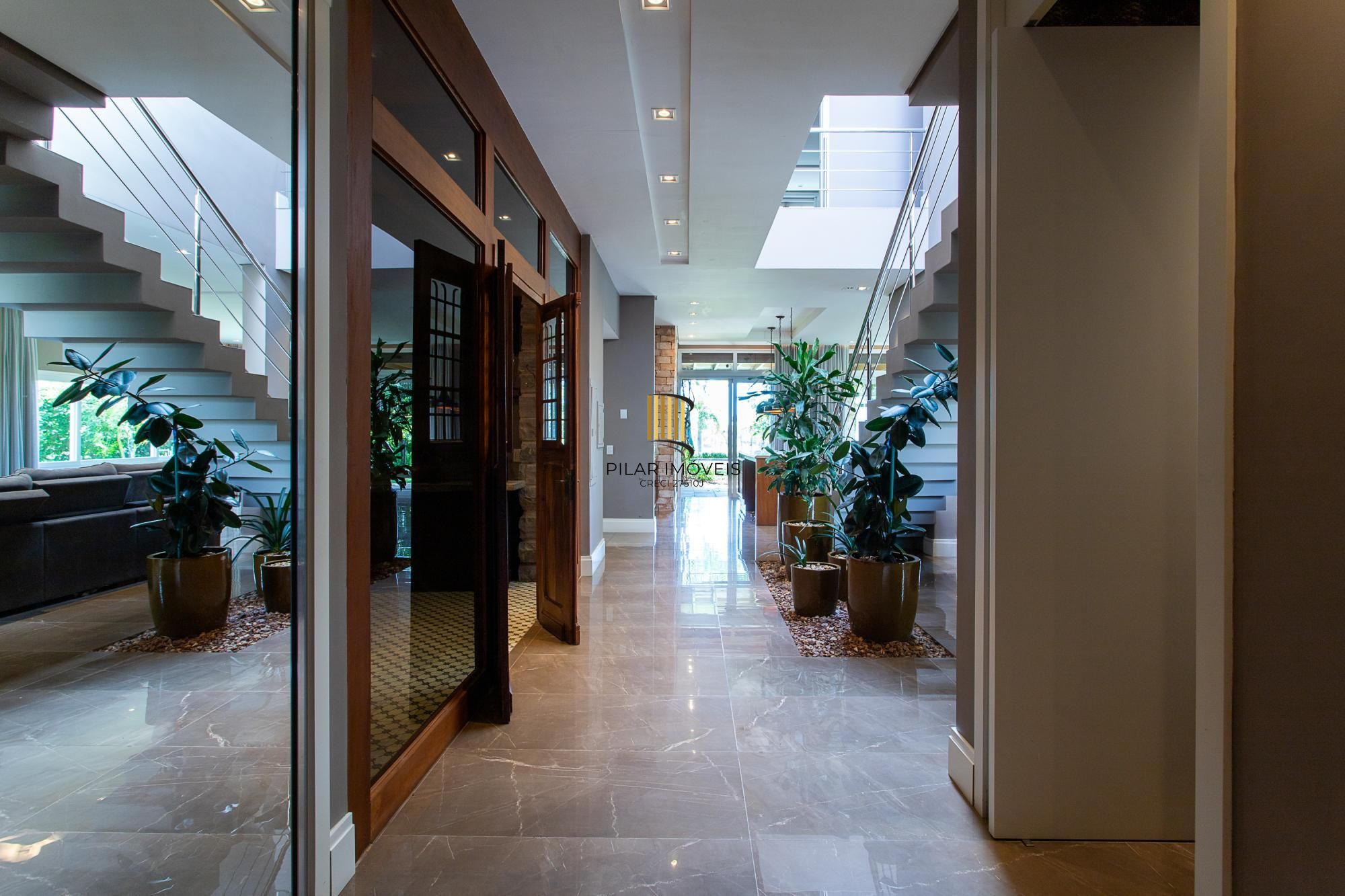 Casa de Condomínio 4 dormitórios no bairro Terraville