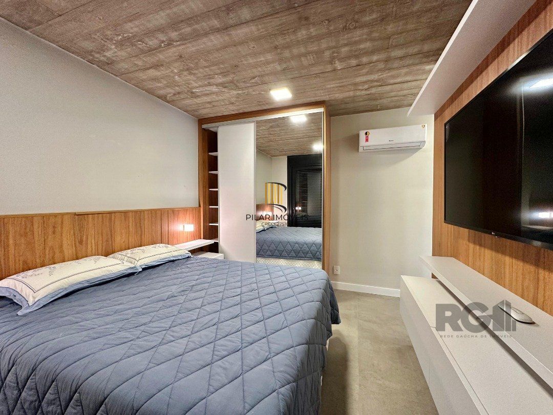 Casa de Condomínio 5 dormitórios no bairro Atlântida Sul
