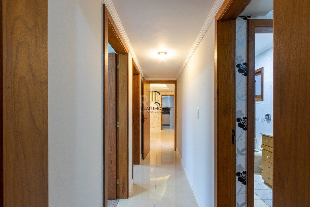 Cobertura para Venda - 247.08m², 3 dormitórios, sendo 1 suites, 2 vagas - Vila Ipiranga