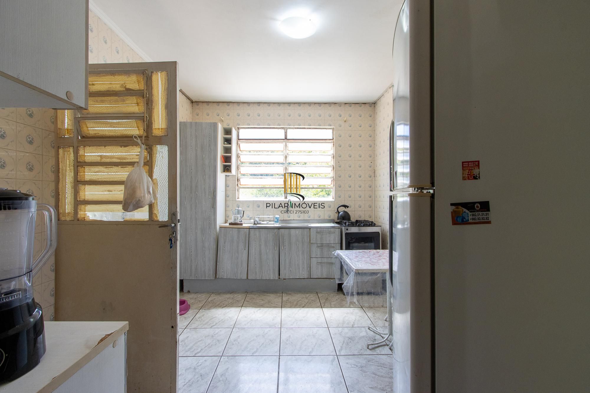 Casa 3 dormitórios no bairro Pitinga