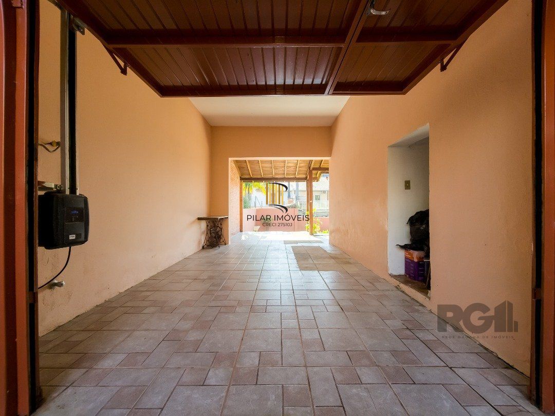 Casa 3 dormitórios no bairro Ipanema