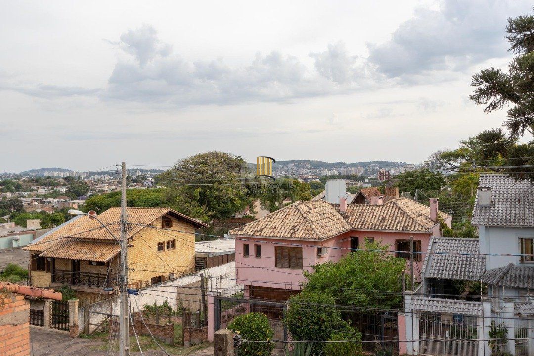 Casa para Venda - 192.18m², 3 dormitórios, sendo 1 suites, 2 vagas - Cristal