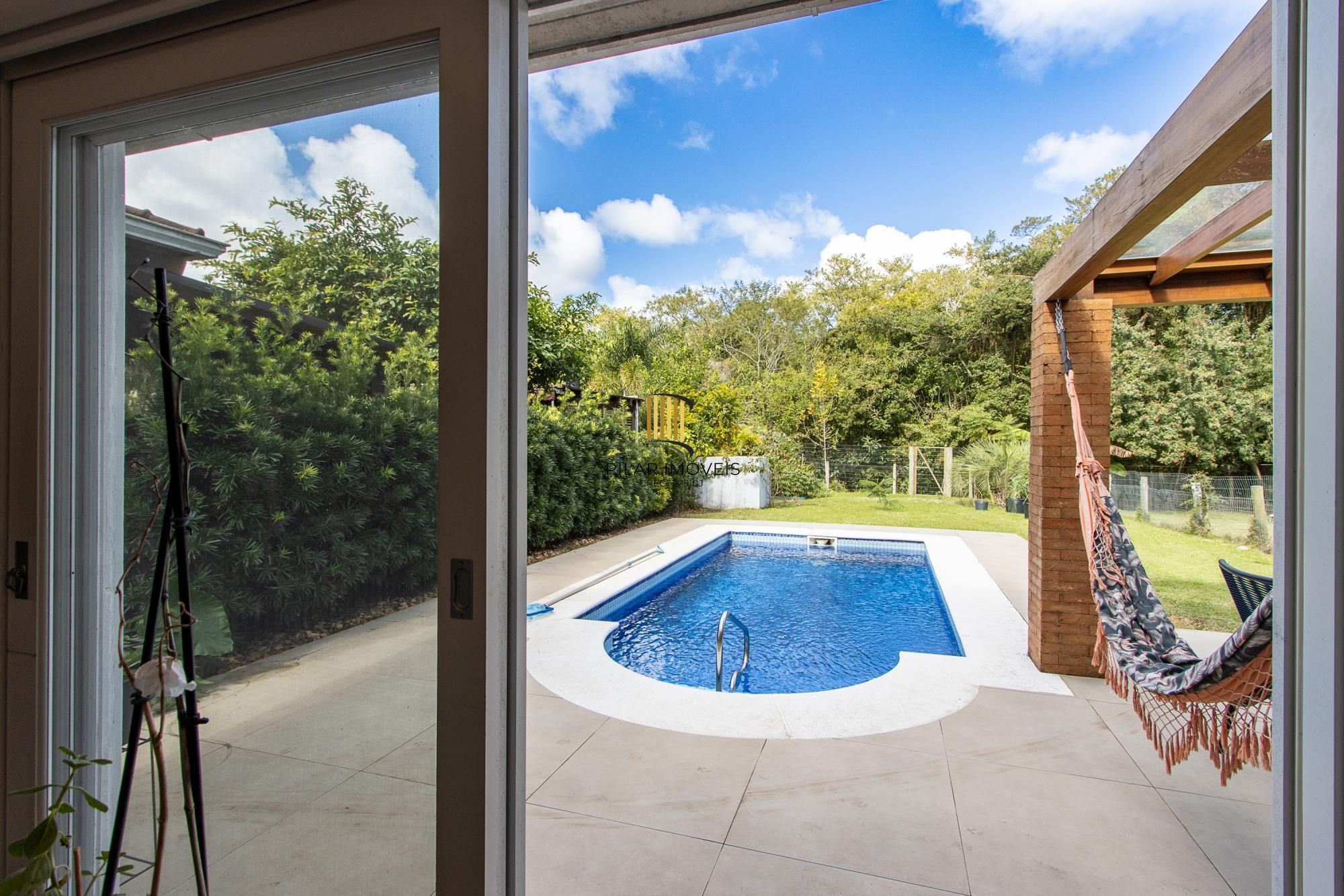 Casa no Condominio Terra Ville, com 3 quartos, piscina aquecida, espera elevador