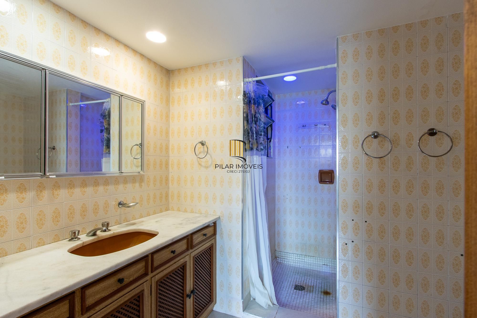 Apartamento 3 Dormitório(s) Bairro Menino Deus