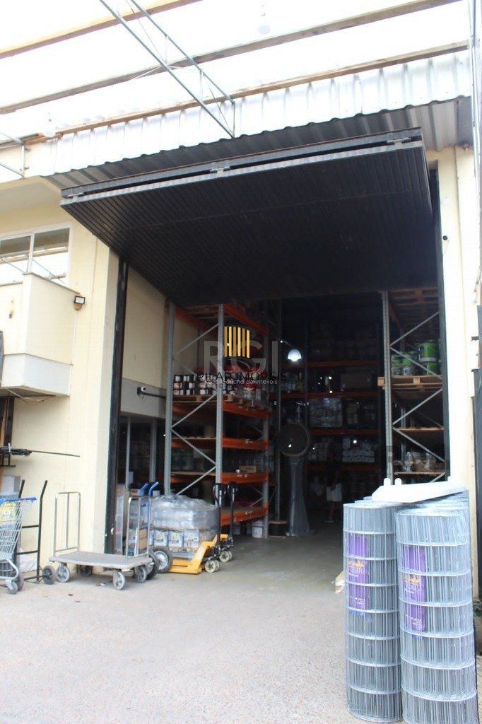 Pavilhão/Depósito , em estrutura montada com mezanino montado com escritório, cozinha, 