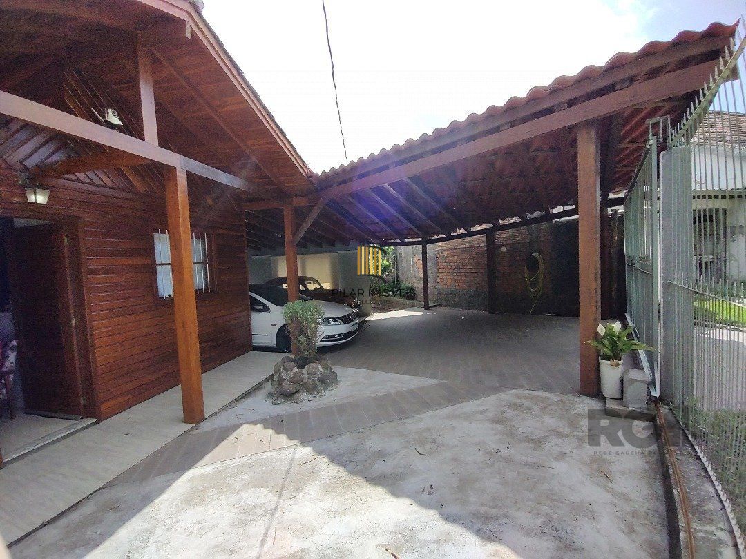 Casa térrea, 2 quartos, edícula com 2 quartos, pático, piscina - Bairro Cavalhado