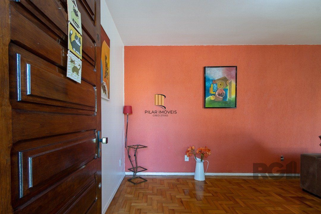 Casa 3 dormitórios no bairro Ipanema