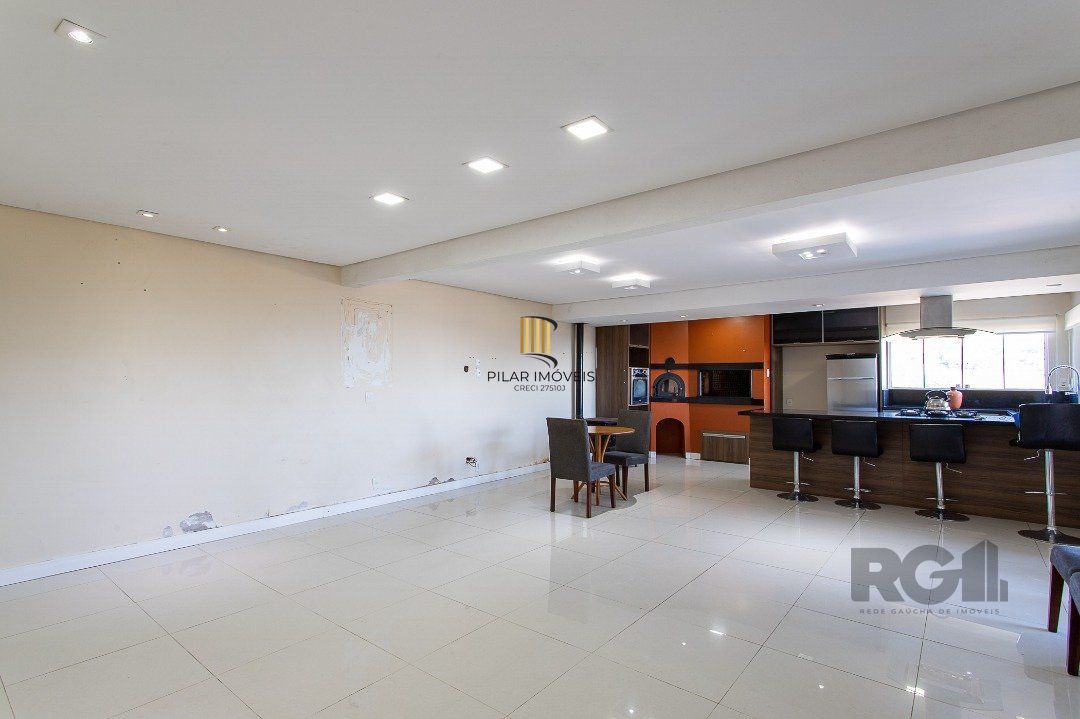 Casa 3 dormitórios no bairro Vila Nova