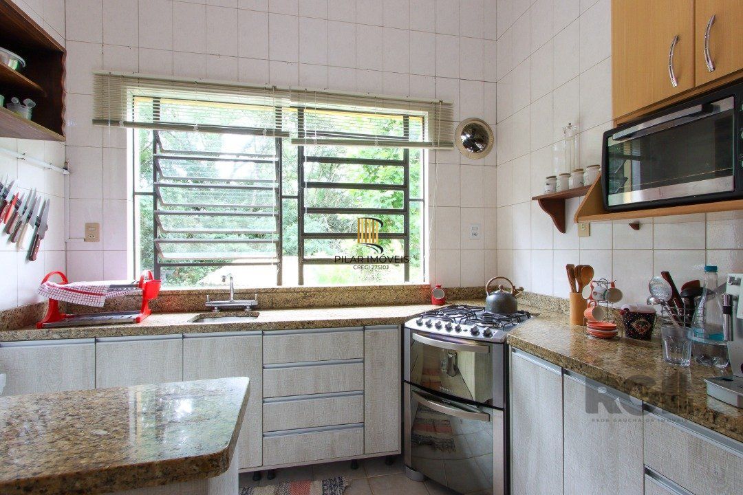 Casa com 3 quartos, suite em terreno com 7.320m² - Belem Velho